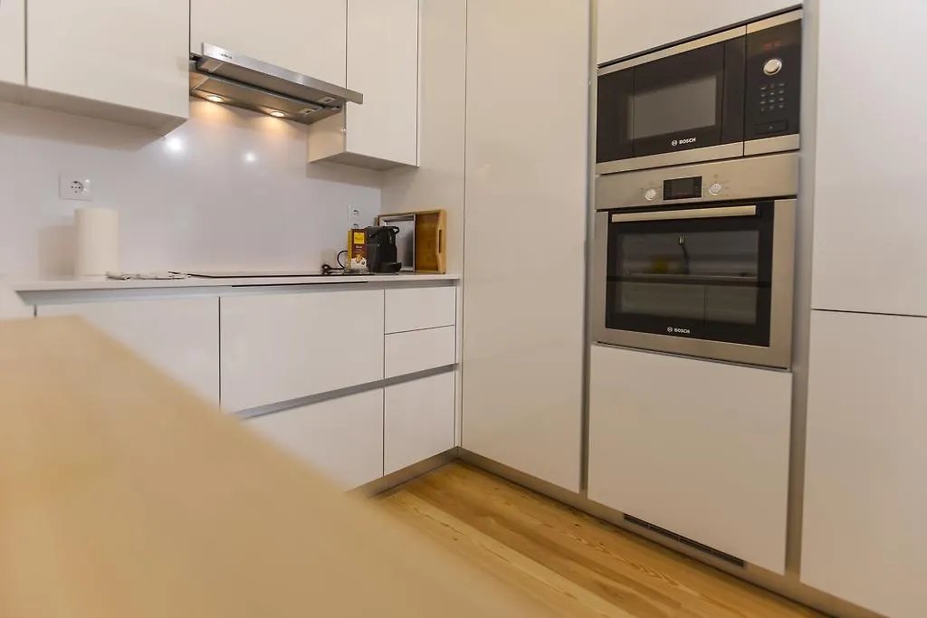 Center Garden Luxury Apartment