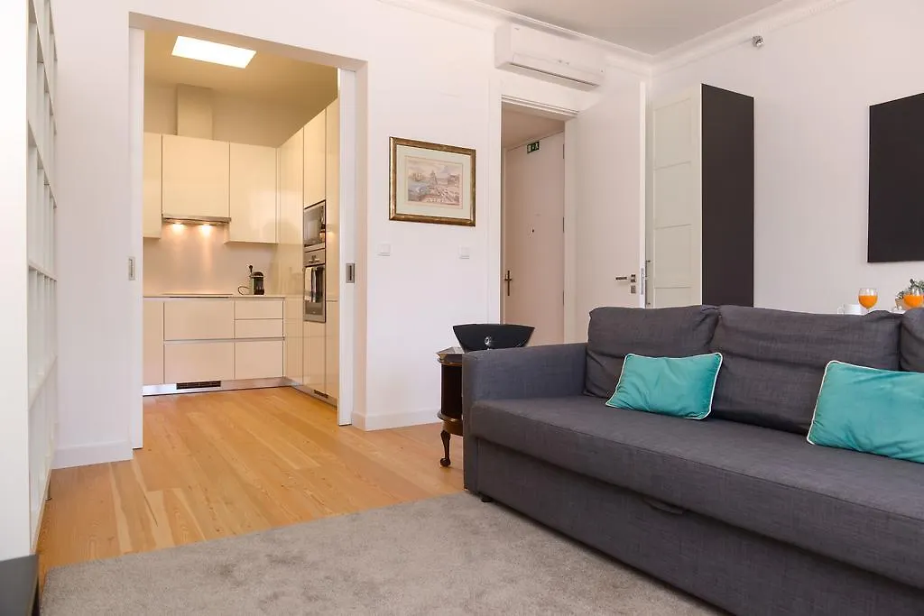 Center Garden Luxury Apartment